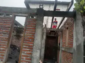 Tukang bangunan harian dan borongan