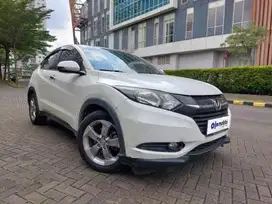 DP 5JT Honda HR-V 1.5 E Bensin-AT 2018 Abu CFBBF