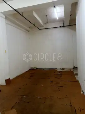 Disewakan Ruko Strategis  Siap Pakai Mainroad Sudirman