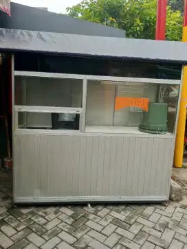 Gerobak bekas (bisa untuk gorengan, siomay, dll)