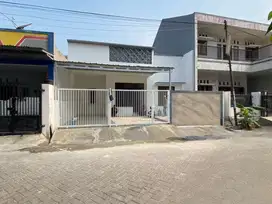 Rumah Di Harapan Indah Kota Bekasi Lokasi Bagus  dan Nyaman