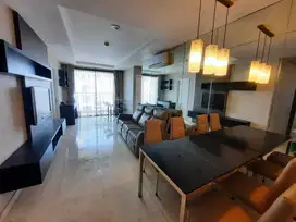 DIJUAL APARTEMEN FRENCHWALK MOI KGADING LUAS 83m2 TYPE 2+1BR FURNISHED