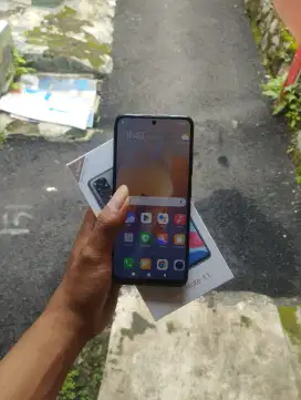 WTS FULLSET REDMI NOTE 11 6+2/128 SUPER MULUS