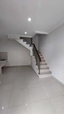 Jual rugi di bawah modal rumah milano village paranount serpong
