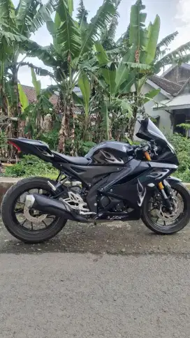 Yamaha R15 2022