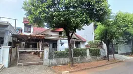 Dijual Rumah dalam komplek harga dibawah Pasaran. Kemang Pratama 1