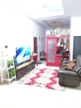 Rumah di Cimanggis dekat pintu tol Cibubur