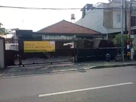 Rumah pinggir Jalan Bisa Kantor online Atau kuliner dekat jln utama
