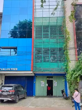 ruko dekat fasum deretan ruko2  dekat Jalan utama