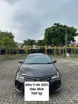 TOYOTA ALTIS V 2021 odo36rb TDP 5 jt HITAM 2022 ODO new