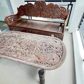 Meja kursi ukir Kalimantan