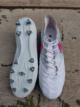Sepatu Bola Sevspo Kempo Pro Pink - Masih Baru belum pernah di pakai