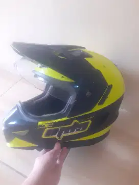 SALE!! helm mds 100% ori.