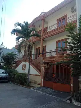 Dijual Rumah 3 Lantai di Kelapa Gading Jakarta Utara