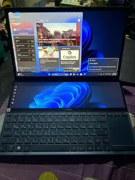 Asus Zenbook Duo Core i7 Gen 10 RAM 16GB SSD 1TB
