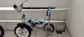 Sepeda roda 3 anak bekas murah