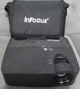 Projector INFOCUS IN112