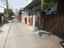 Dijual rumah siap huni harga murah dala kota. Semper Jakarta Utara