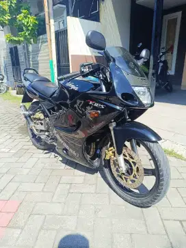 Ninja rr old 2011 hitam standart