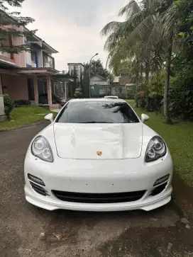 Porsche Panamera 2013