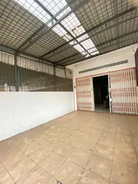 Ruko siap huni jalan krakatau kota medan