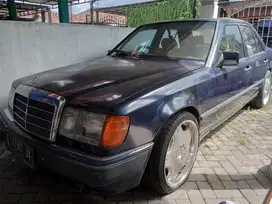 Mercedes-Benz (W124) Tipe 200 Karbu | Mobil Tidur | Butuh Dana Cepat