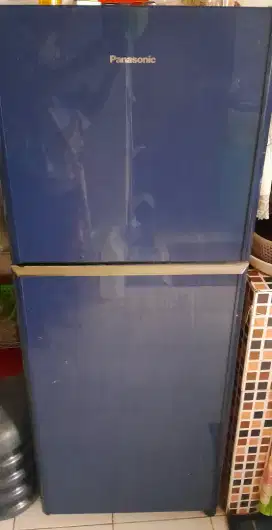 Kulkas panasonic 2 pintu