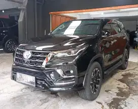 FORTUNER GR VRZ 2.4 AT 2022 FACELIFT KM 89rban RECORD TOYOTA BANDUNG