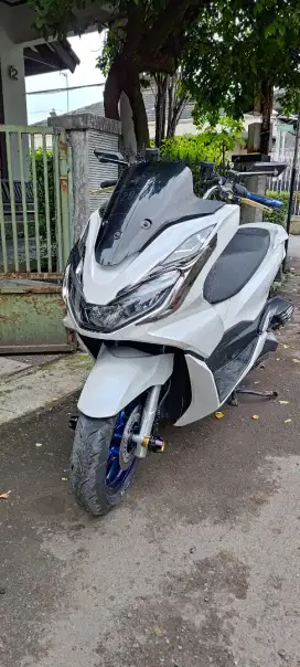 Honda PCX 160 2021 lengkap baru 5rb km bisa tt or bt