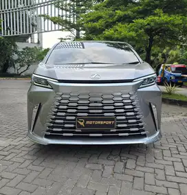 (KM: 500 Perak) TDP: 0 Lexus LM350h 2024 low km lm350 lm 350