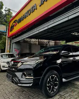 TOYOTA FORTUNER 4x4 GR SPORT 2.4 AT TETRADRIVE(KM40RB)RECORD/PJK PJG!!