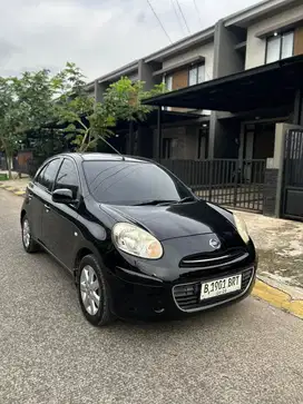 Rawatan!! Nissan March L 2013 Automatic