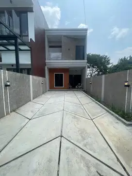 Jual rumah bagus 2 tingkat murah dekat tol pamulang