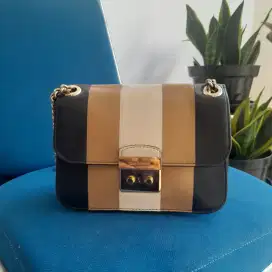 Tad Michael Kors Hitam