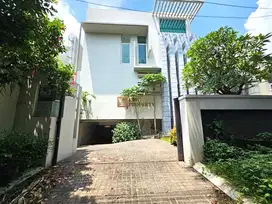 5 Menit Ke Mall Pondok Indah, Dijual Rumah Pondok Indah Kebayoran Lama