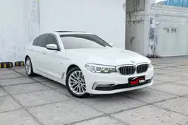 2017 BMW 530i Luxury Line G30 2.0 Sunroof Murah TDP 38jt