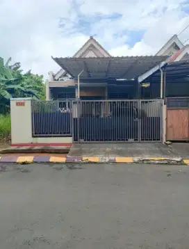 Dijual Rumah di Bintaro Graha Raya
