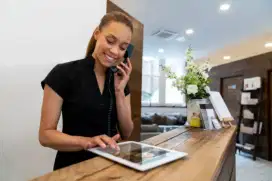 RECEPTIONIST MAN SPA