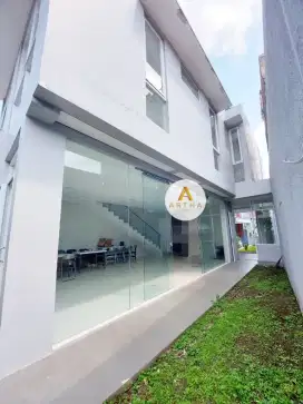 Rumah baru di pusat kota Bandung