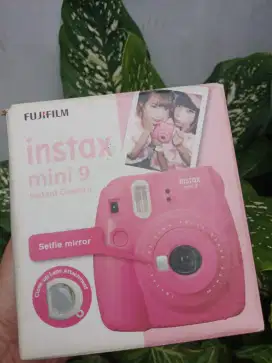 INSTAX MINI 9 instant camera