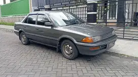 Toyota Corolla 1990 Bensin