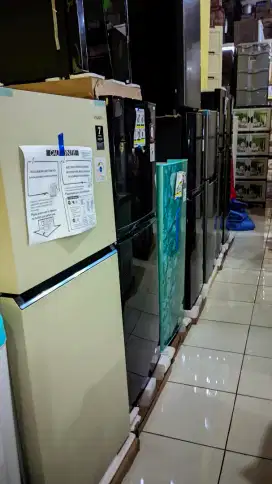 KULKAS 2 PINTU ATAS BAWAH SEMUA MEREK SPECIAL CICILAN MURAH