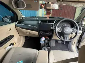 Mobilio 1.5 E M CVT  tahun 2017 automatic
