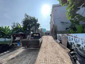 DIJUAL RUKOST MODERN 10 KM 10 KT SEBELAH APARTEMEN BEGAWAN