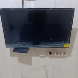 Tv 32 inch xiaomi smart tv layar LED pecah