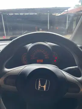Di Jual Honda Brio Tahun 2015