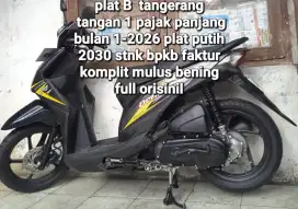 Honda beat F1 2015 cw asli abu2 B tangerang tangan 1 pajak panjang