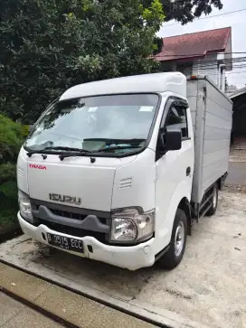 Di jual PIK UP BOX ISUZU TRAGA thn 2022
