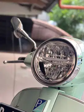 Vespa GTS i-Get 150 2021 Low KM