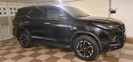 (LOW KM 31rb) Toyota Fortuner SRZ GR Sport 4x2 AT 2021 2.7 Bensin